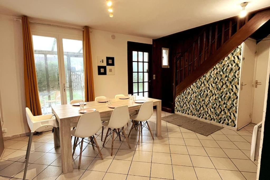 Villa Charming House Near The Sea à Courseulles-sur-Mer Extérieur photo